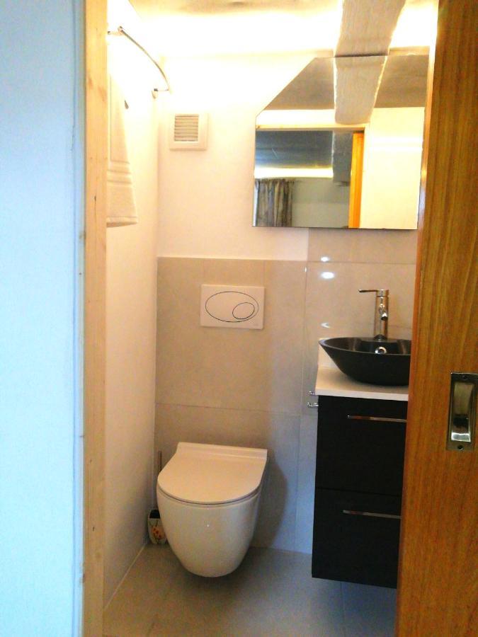 Kleines Studio Im Eichenwaeldchen, 1 Zimmer Kueche Bad Friedrichsgrun Dış mekan fotoğraf